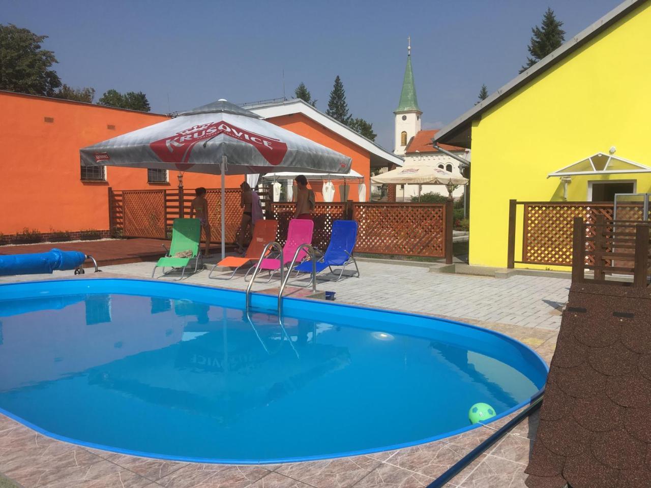 Penzion Krasny Dvur ภายนอก รูปภาพ